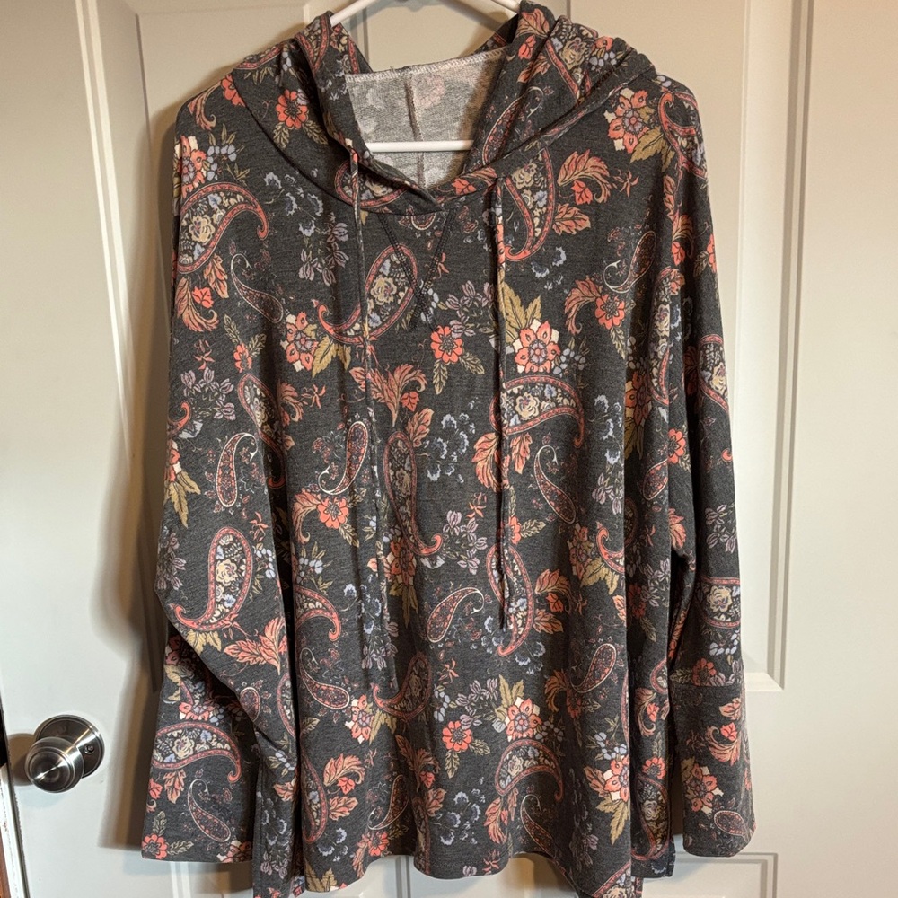 Floral Paisley Hooded Top